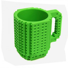 Кружка Build-on Brick Mug «Конструктор» с деталями, зеленая
