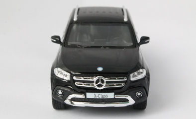 Машина Kinsmart Mercedes-Benz X-Class, инерционная чёрная