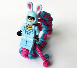Браслет-минифигурка «Easter Bunny Batman»